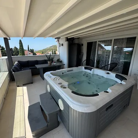 Penhaus Angelus Drage Apartment *