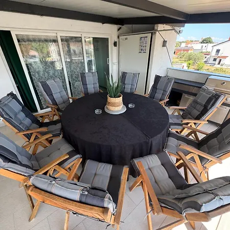 Penhaus Angelus Drage Apartment *