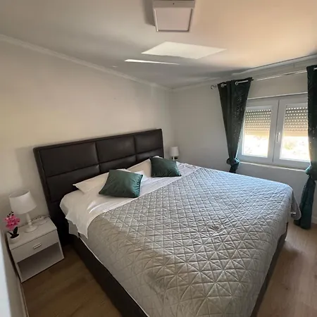 Penhaus Angelus Drage Apartment *